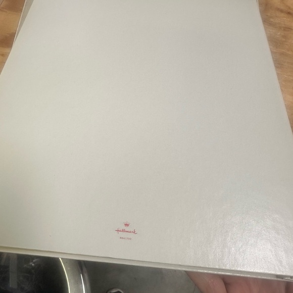 Hallmark Red and Yellow Photo Album - Picture 3 of 7